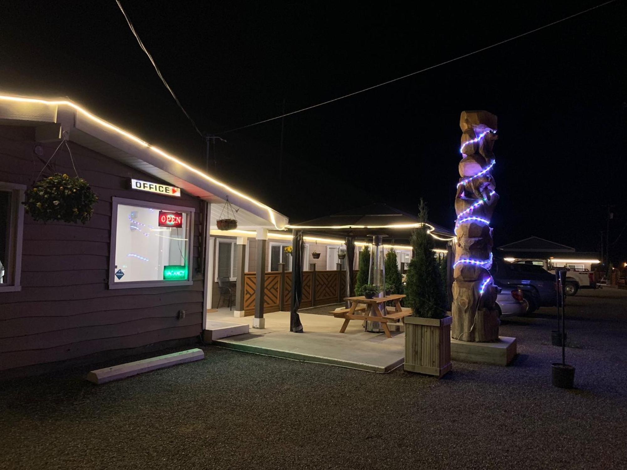 Sunset Motel Cache Creek Exterior photo