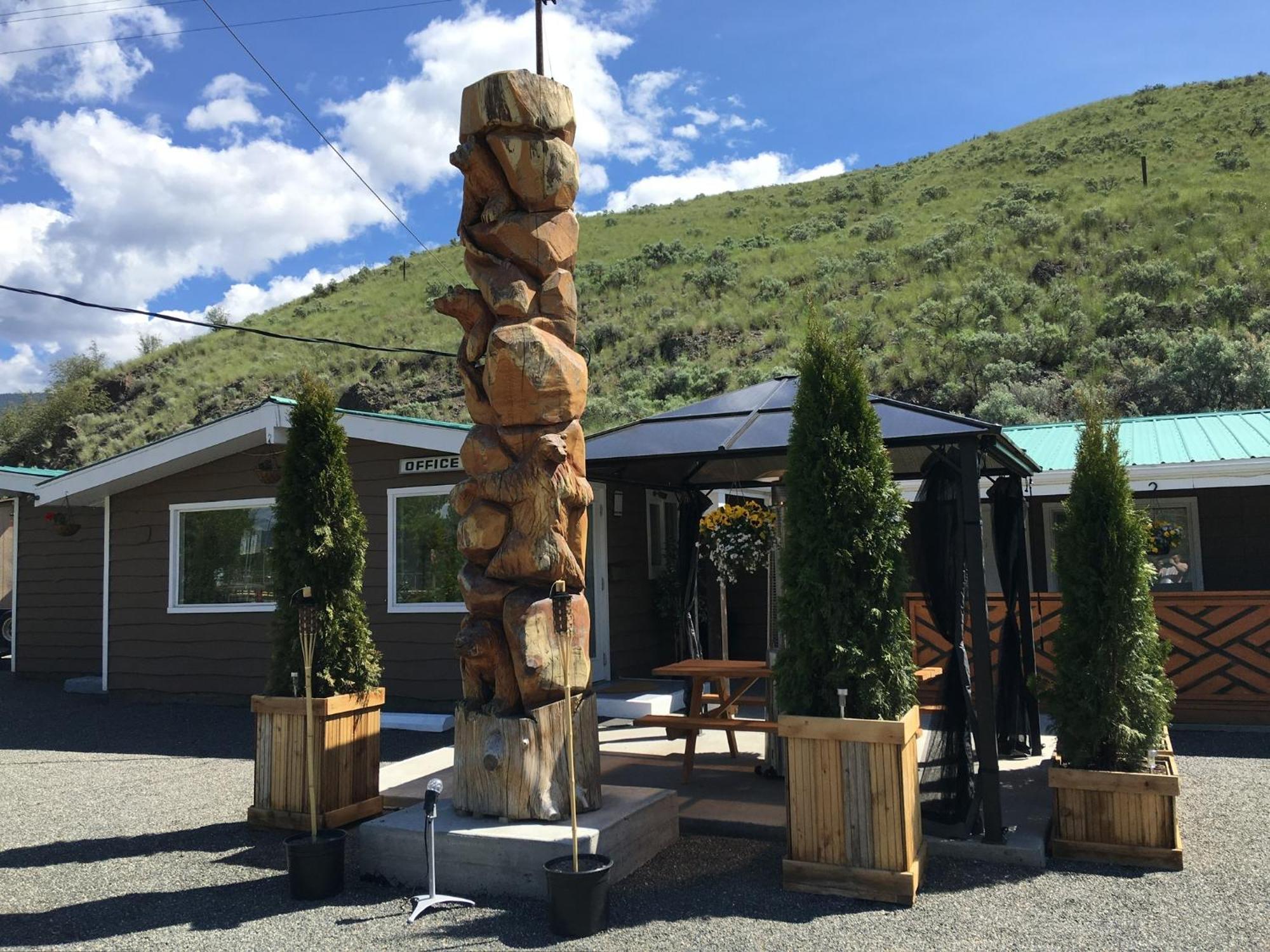 Sunset Motel Cache Creek Exterior photo